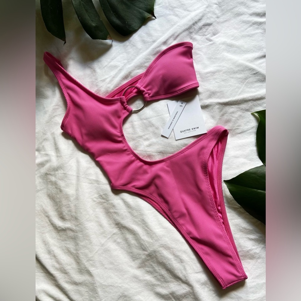 Quatre Swim - LAUNCH 010